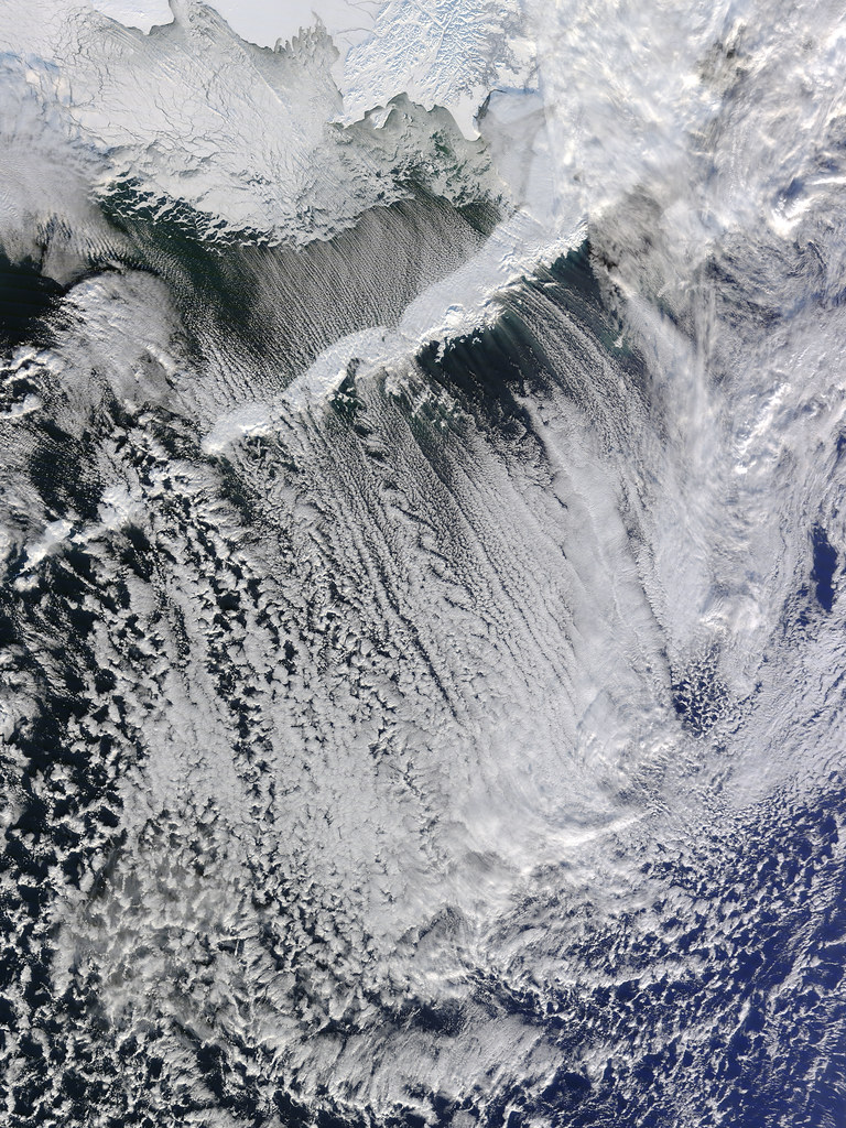 Cloud streets and vortices off the Aleutian Islands